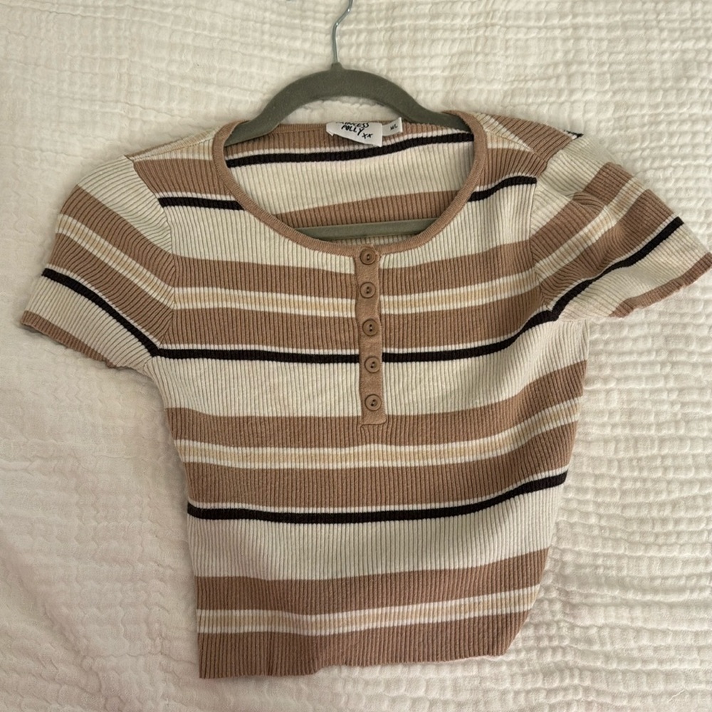 Princess Polly crop top